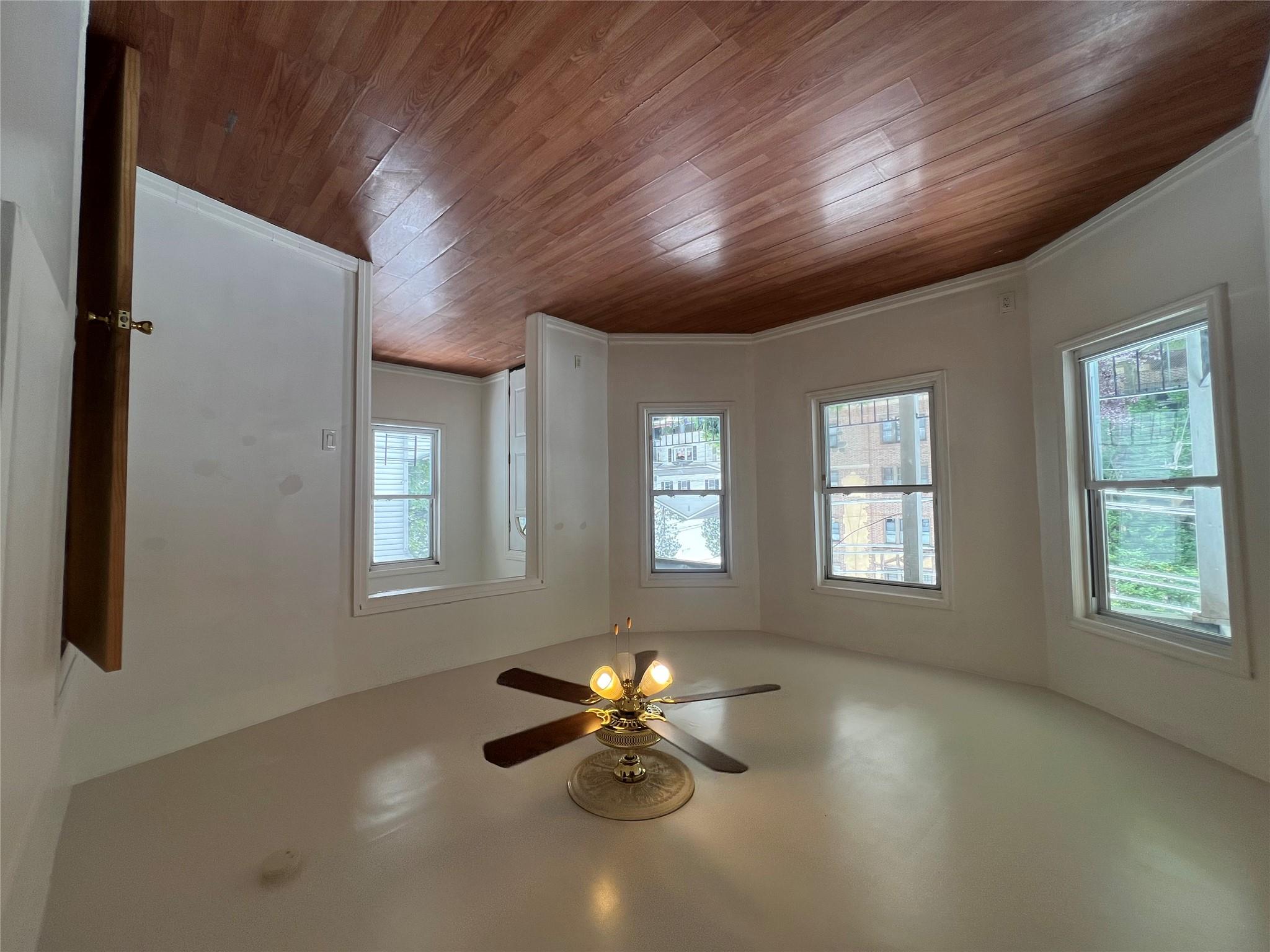 #1 photo, 304 S 1st Avenue, Mount Vernon , NY 10550