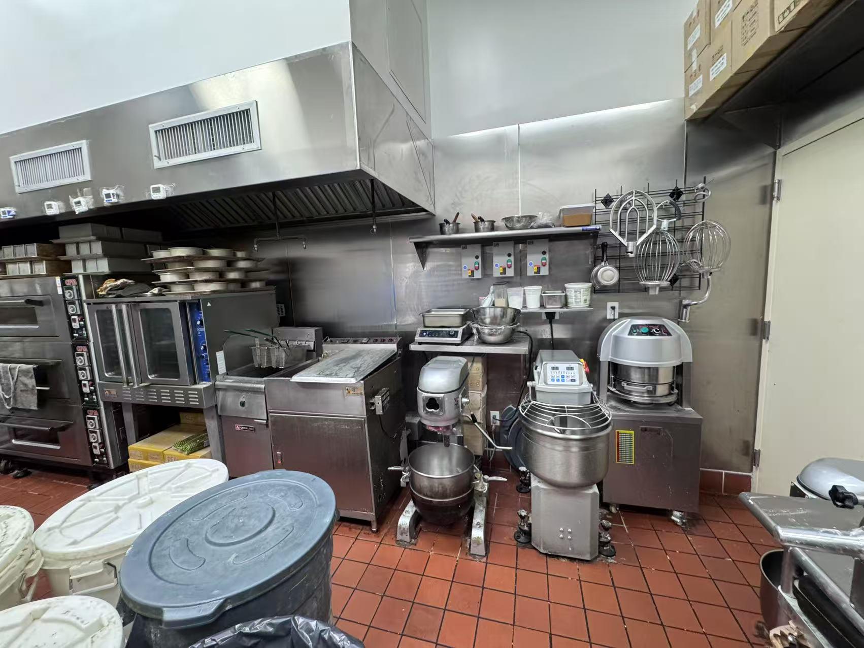 #3 photo, 31-25 downing, クイーンズ区 Flushing , NY 11354