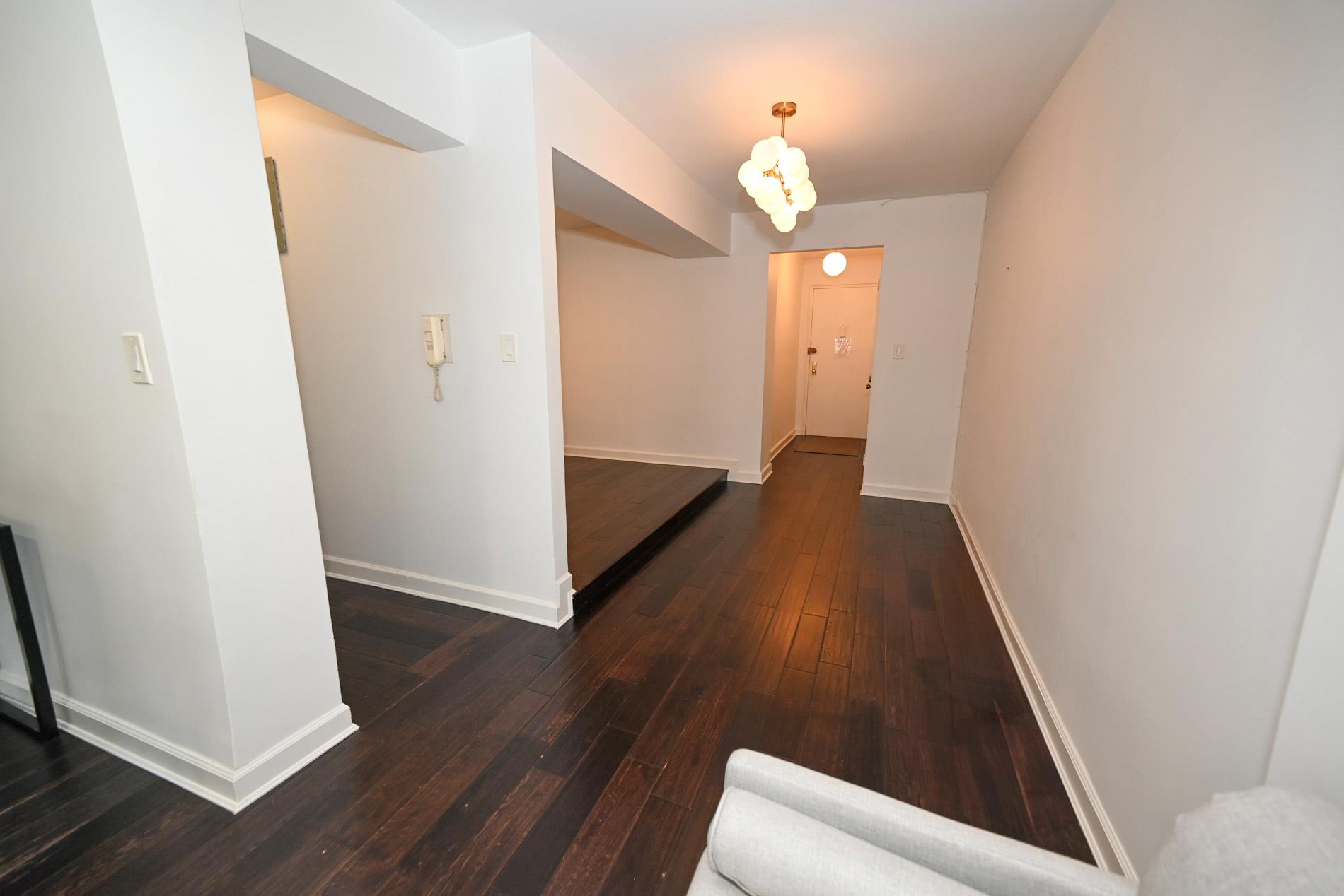 #11 photo, 84-01 Main St, Briarwood , NY 11435