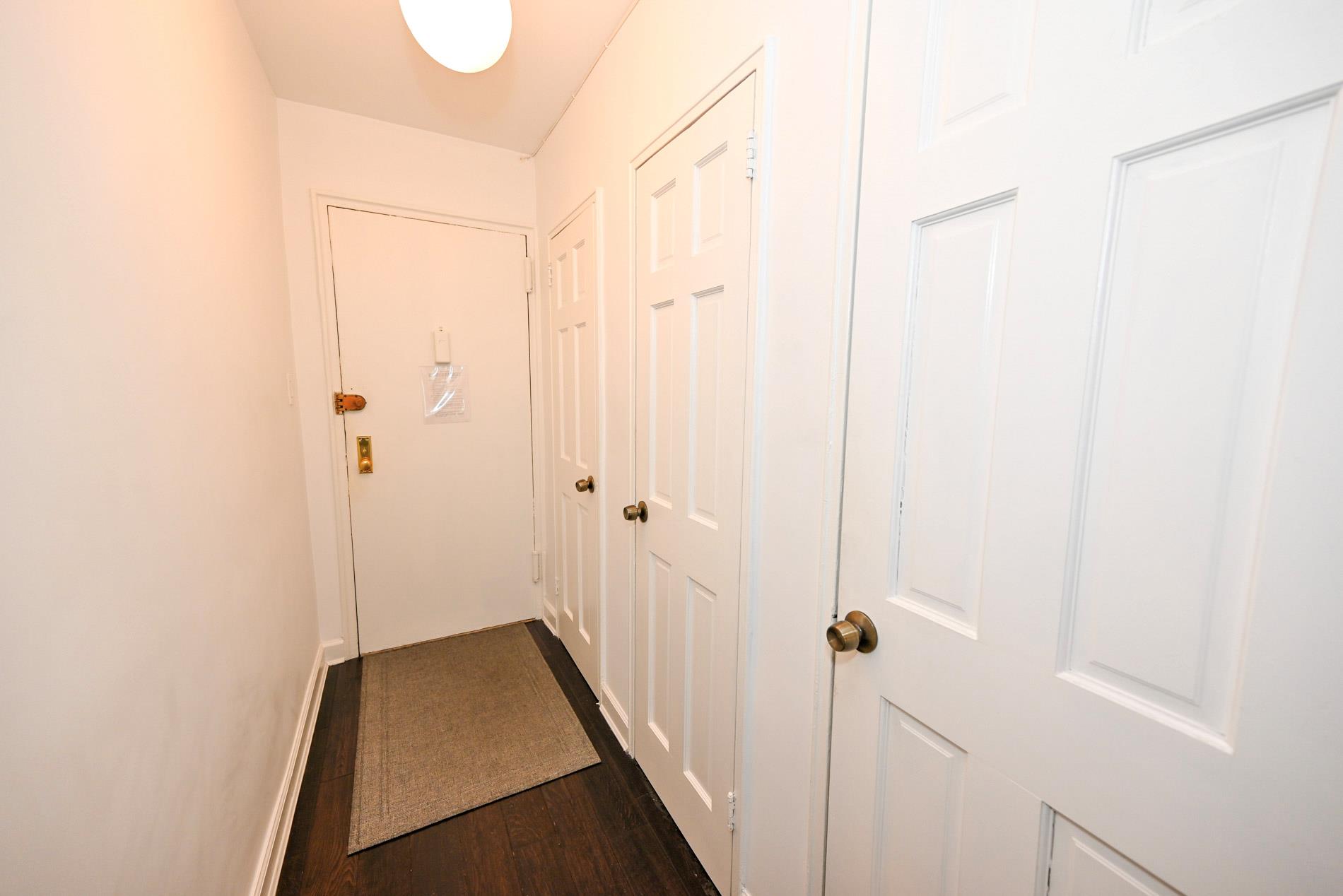 #12 photo, 84-01 Main St, Briarwood , NY 11435