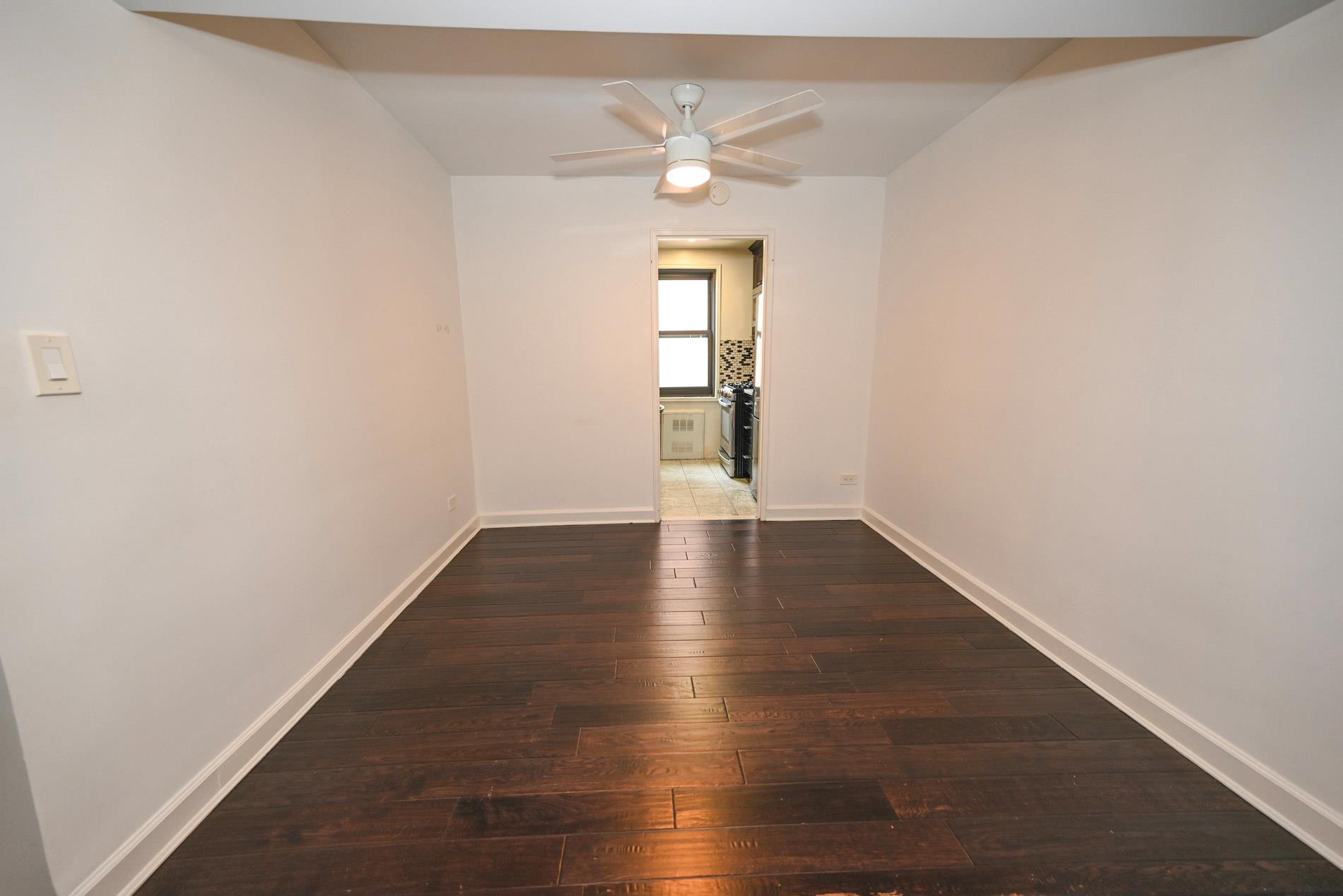 #13 photo, 84-01 Main St, Briarwood , NY 11435