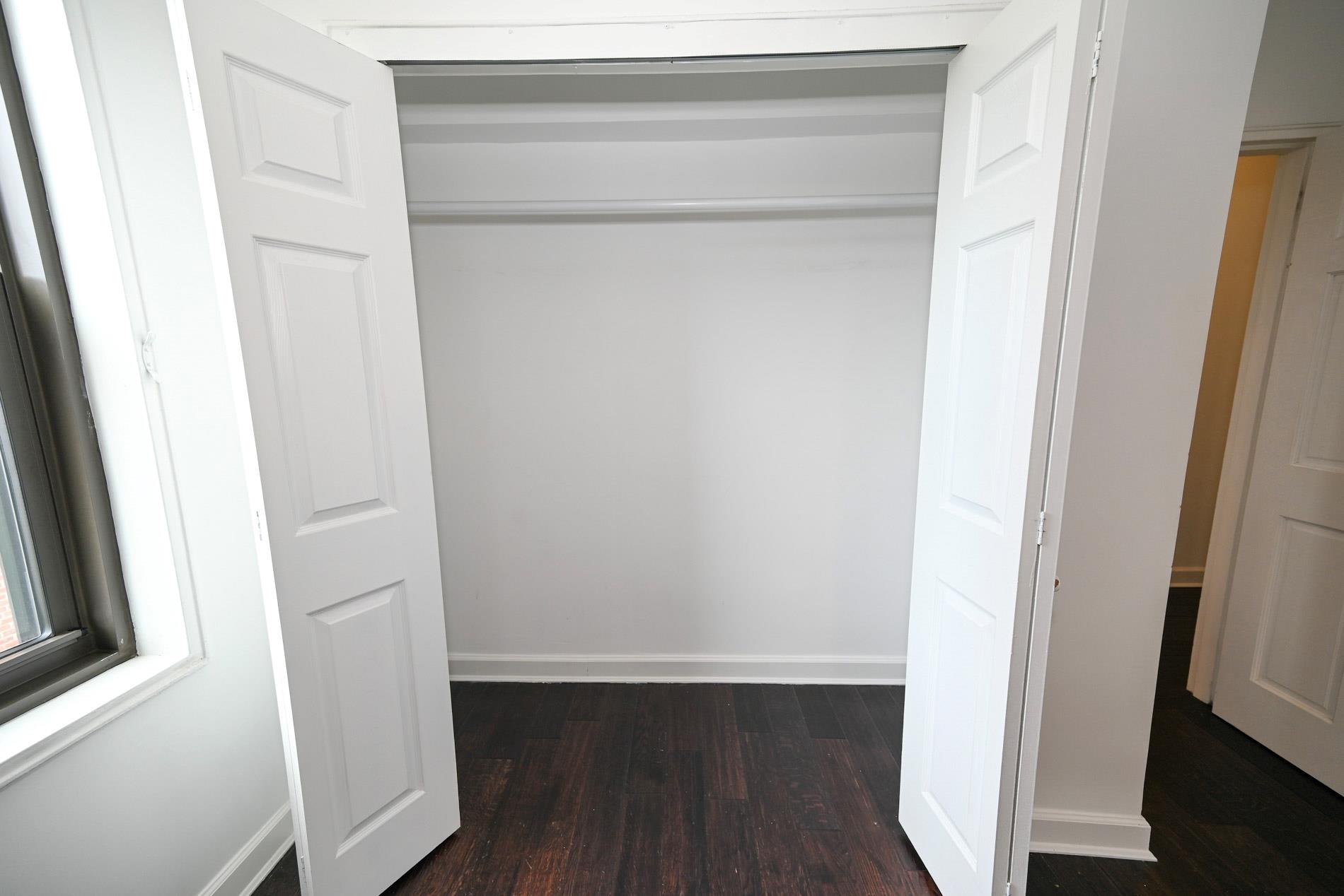 #16 photo, 84-01 Main St, Briarwood , NY 11435