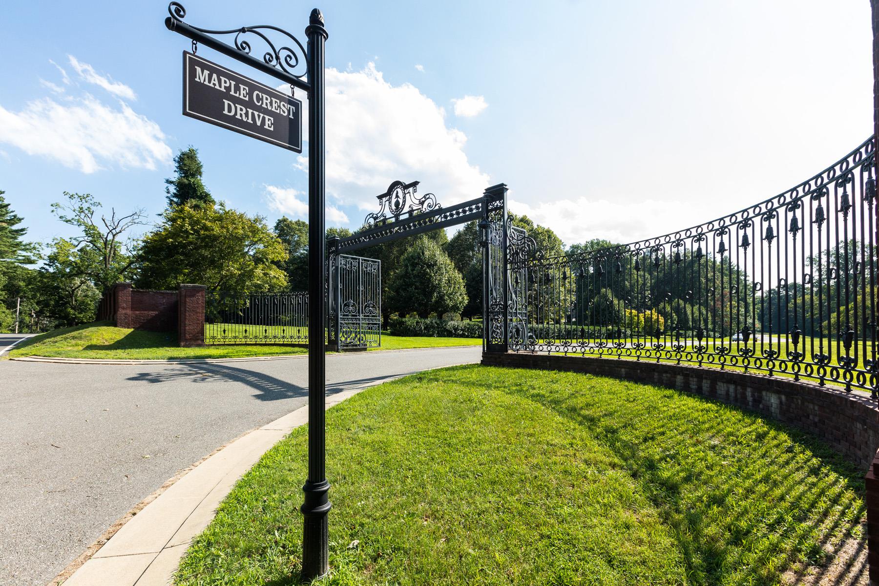 #1 photo, Maple Crest Drive, 長島 老西布雷 Old Westbury , NY 11568