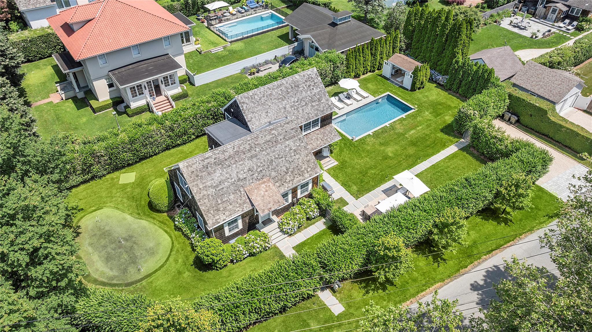 #3 photo, 63 Armande Street, サフォーク郡 Southampton , NY 11968