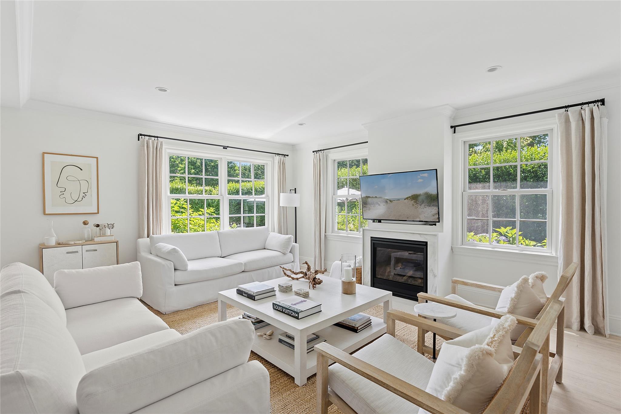 #8 photo, 63 Armande Street, サフォーク郡 Southampton , NY 11968