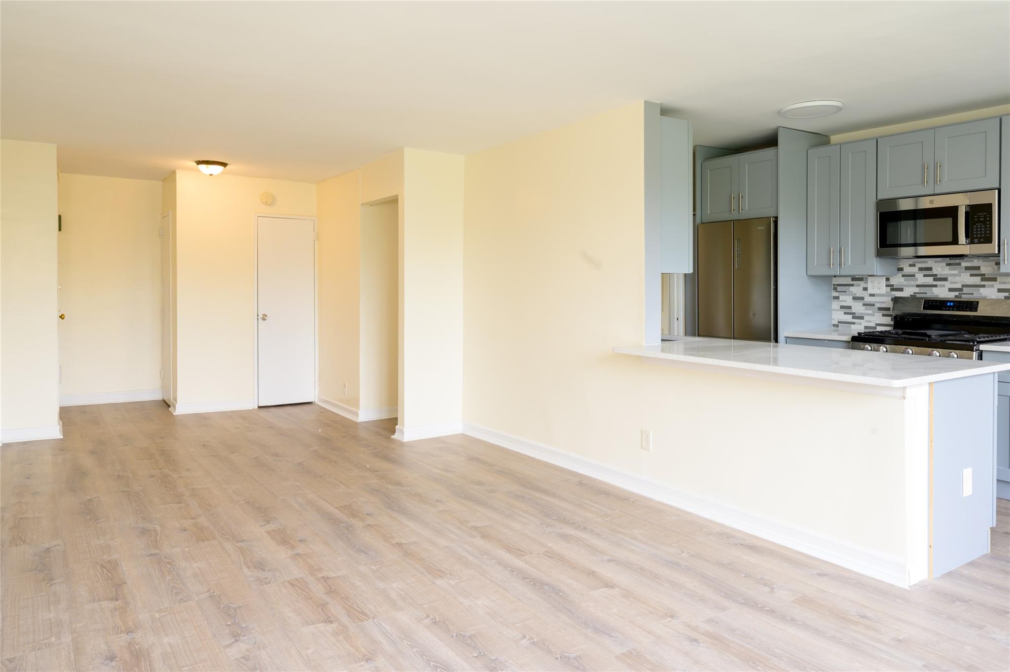 #2 photo, 610 Waring Avenue, Bronx , NY 10467