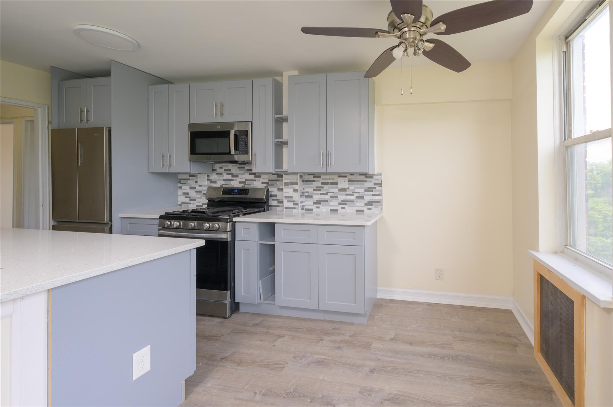 #4 photo, 610 Waring Avenue, Bronx , NY 10467