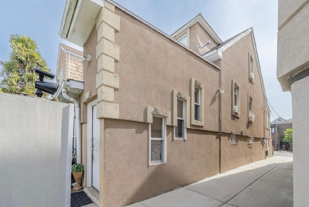 #8 photo, 2144 73rd Street, クイーンズ区 Astoria , NY 11370