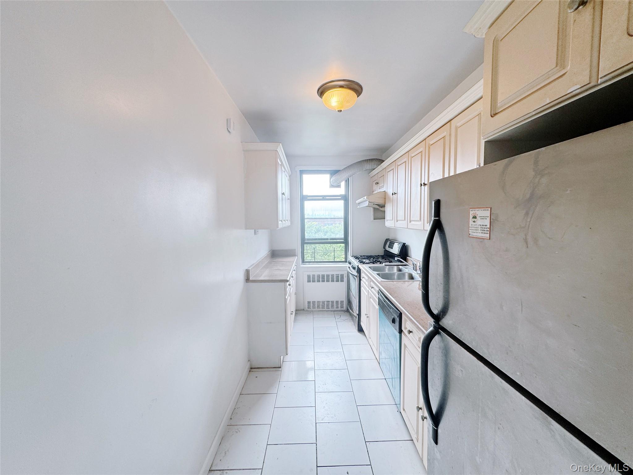 #13 photo, 15040 71st Avenue, クイーンズ区 Kew Garden Hills , NY 11367