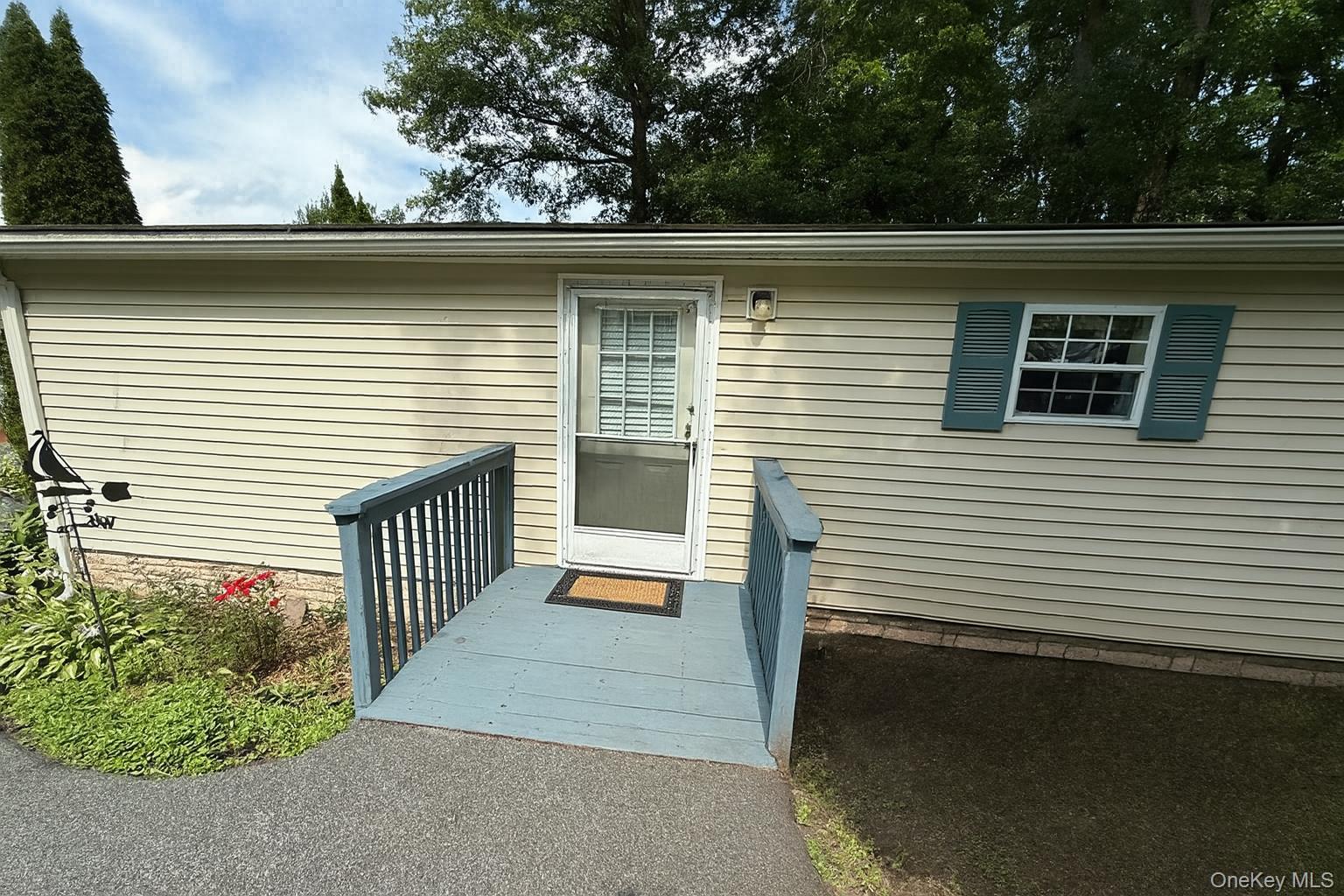 #3 photo, 551 5th Avenue, Middletown , NY 10941