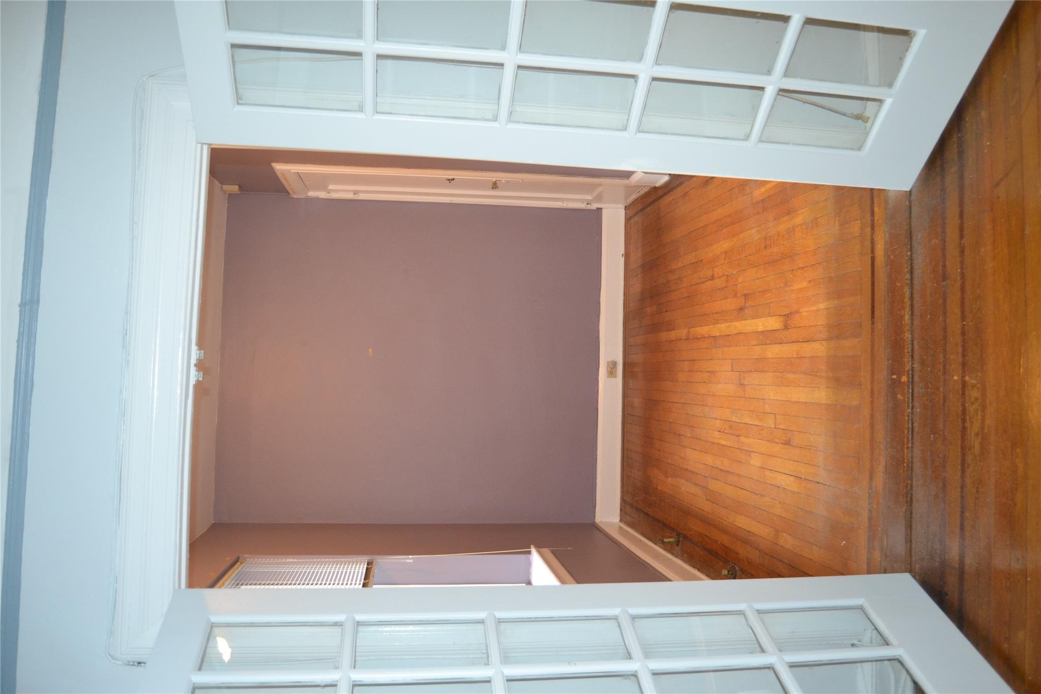 #9 photo, 292 Main Street, White Plains , NY 10601