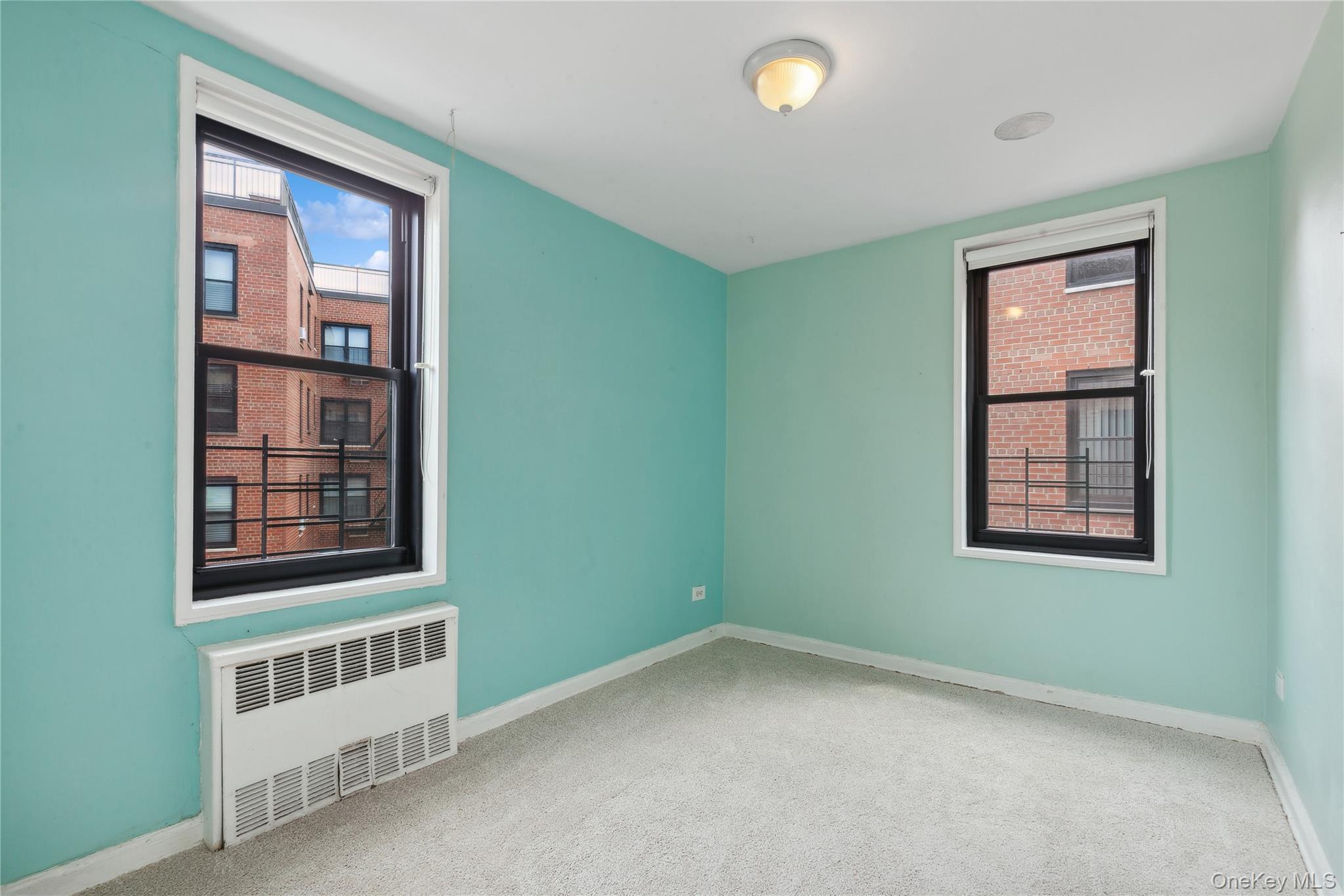 #12 photo, 139-15 83 Avenue, クイーンズ区 Briarwood , NY 11435