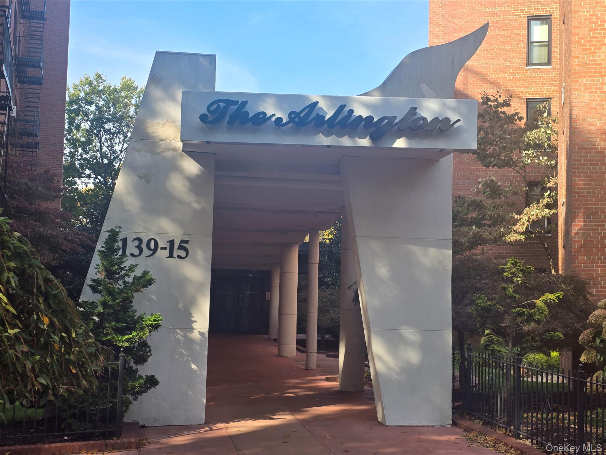 #2 photo, 139-15 83 Avenue, クイーンズ区 Briarwood , NY 11435