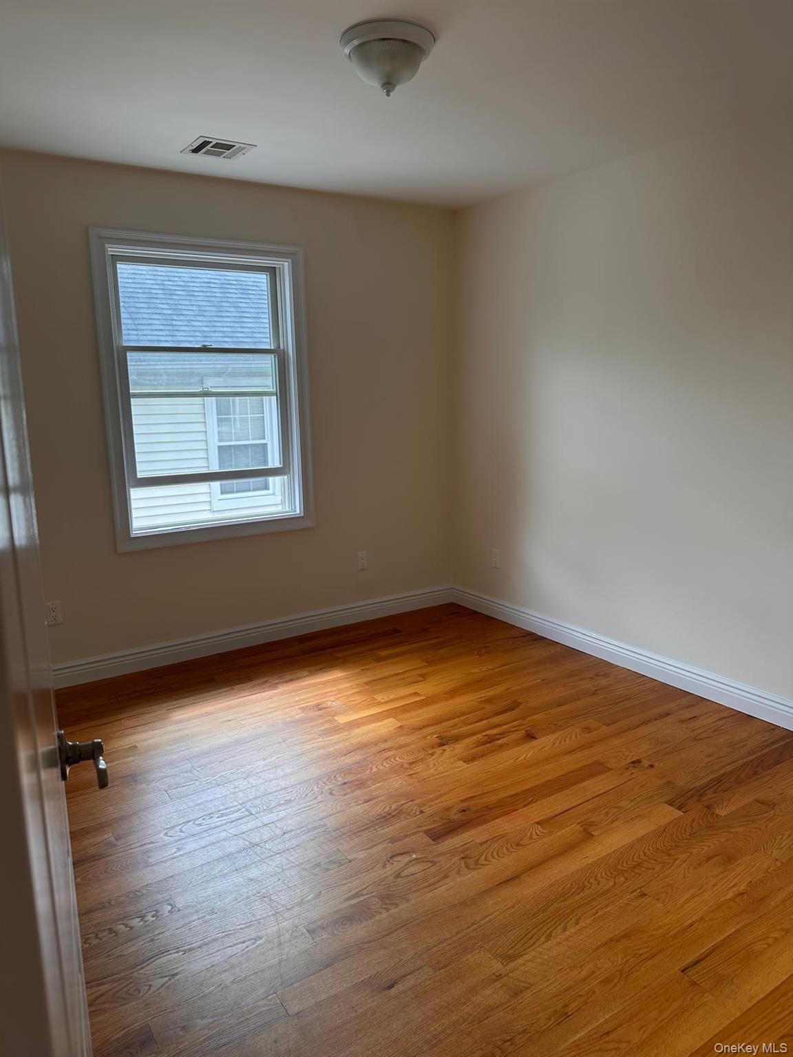 #9 photo, 191 Jefferson Avenue, ナッソー郡 Mineola , NY 11501