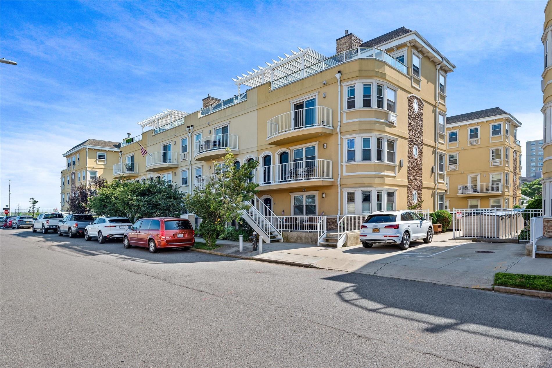 #1 photo, 171 Beach 100th Street, 皇后區 Rockaway Park , NY 11694