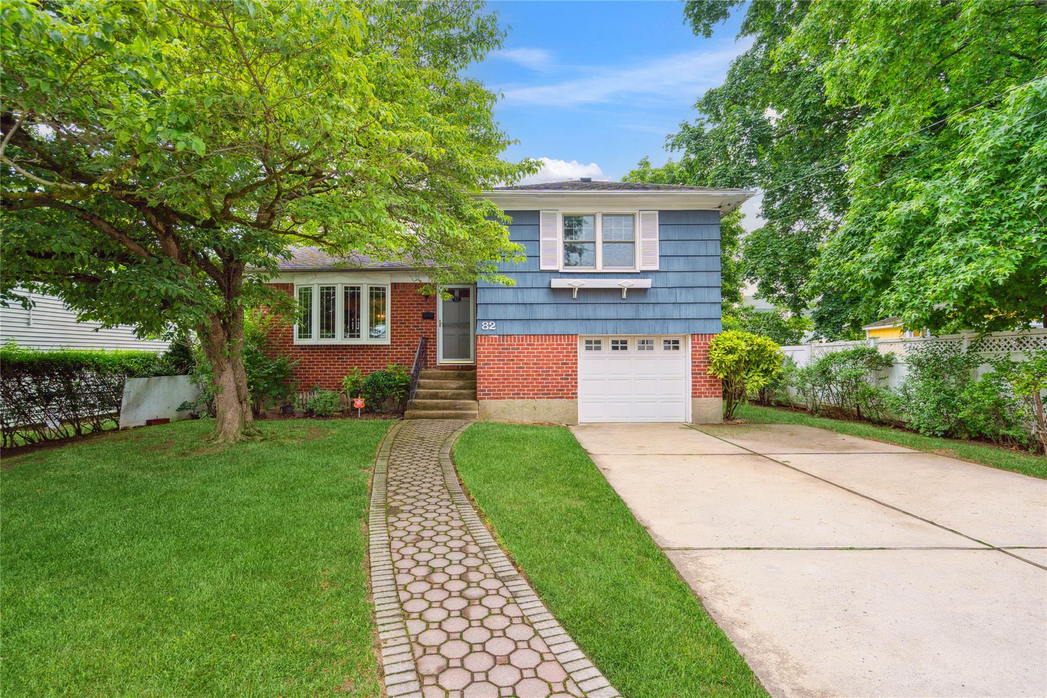 #1 photo, 82 Cherry Lane, 長島 Lynbrook , NY 11563