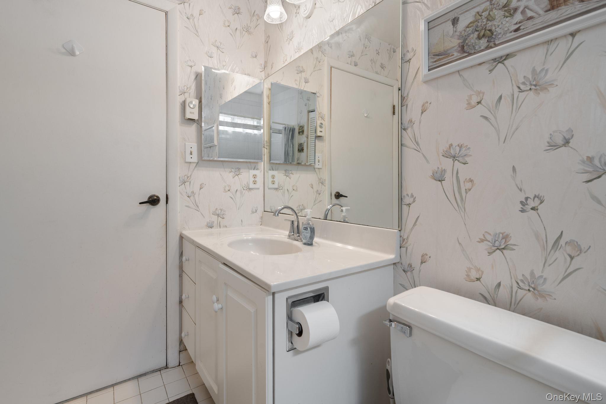 #17 photo, 304 Kingston Court, サフォーク郡 Ridge , NY 11961