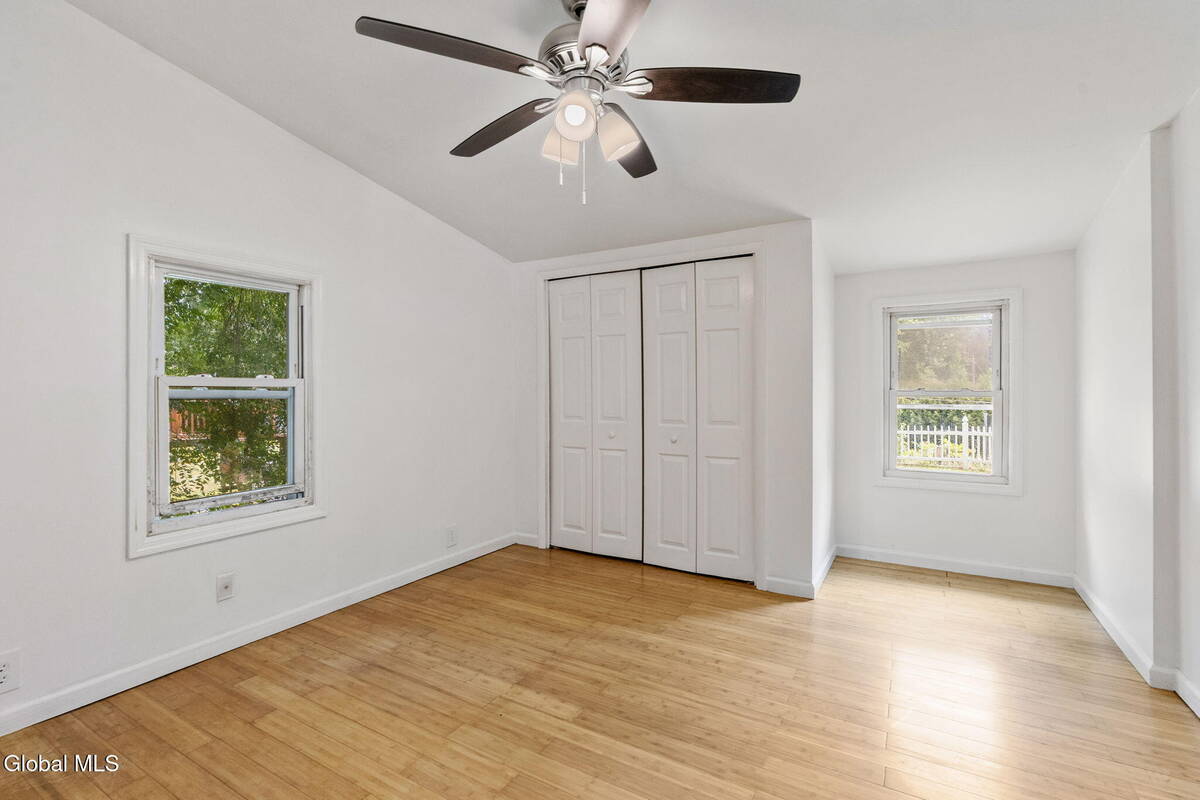 #19 photo, 31 Hidley Avenue, North Greenbush , NY 12198