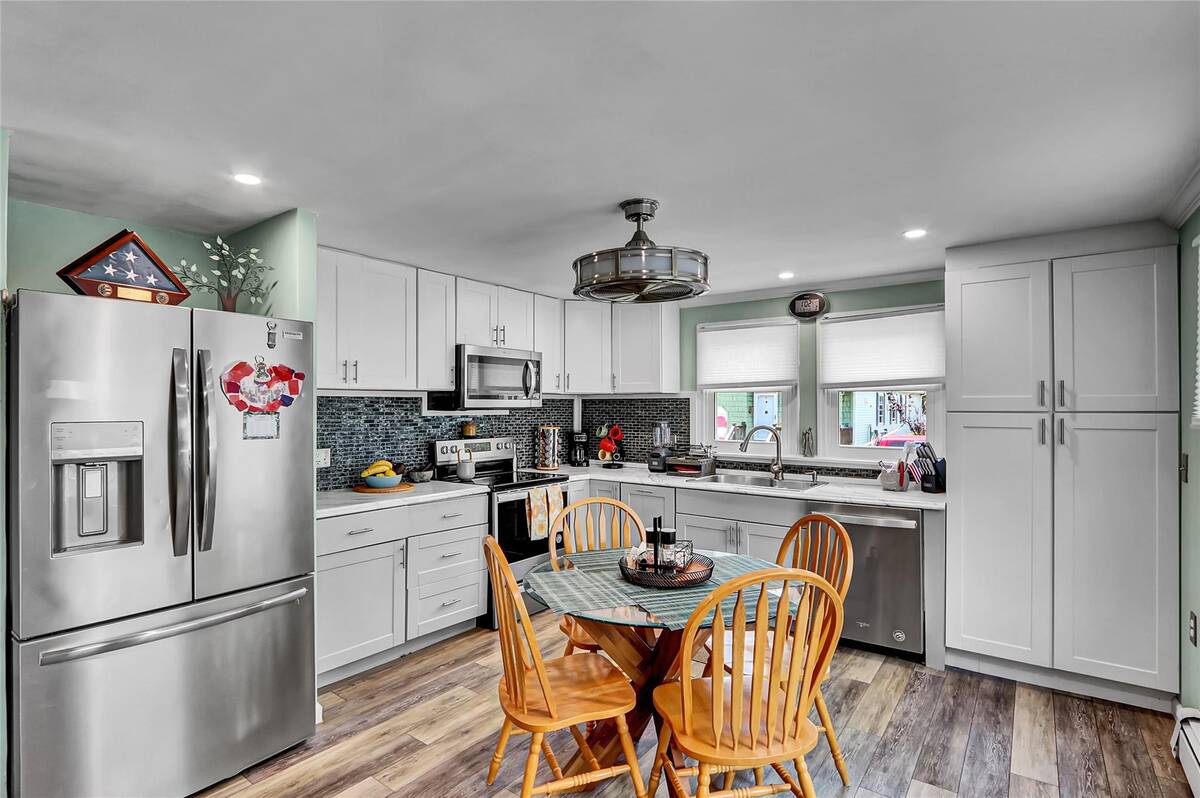 #3 photo, 164 Village Circ W, サフォーク郡 Manorville , NY 11949