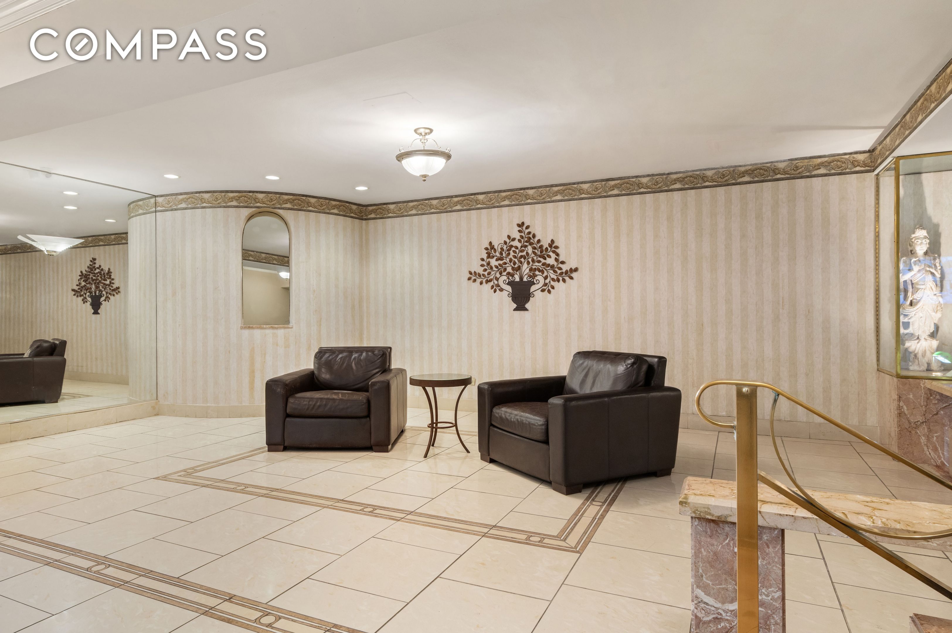 #12 photo, 68-61 Yellowstone Boulevard, クイーンズ区 Forest Hills , NY 11375