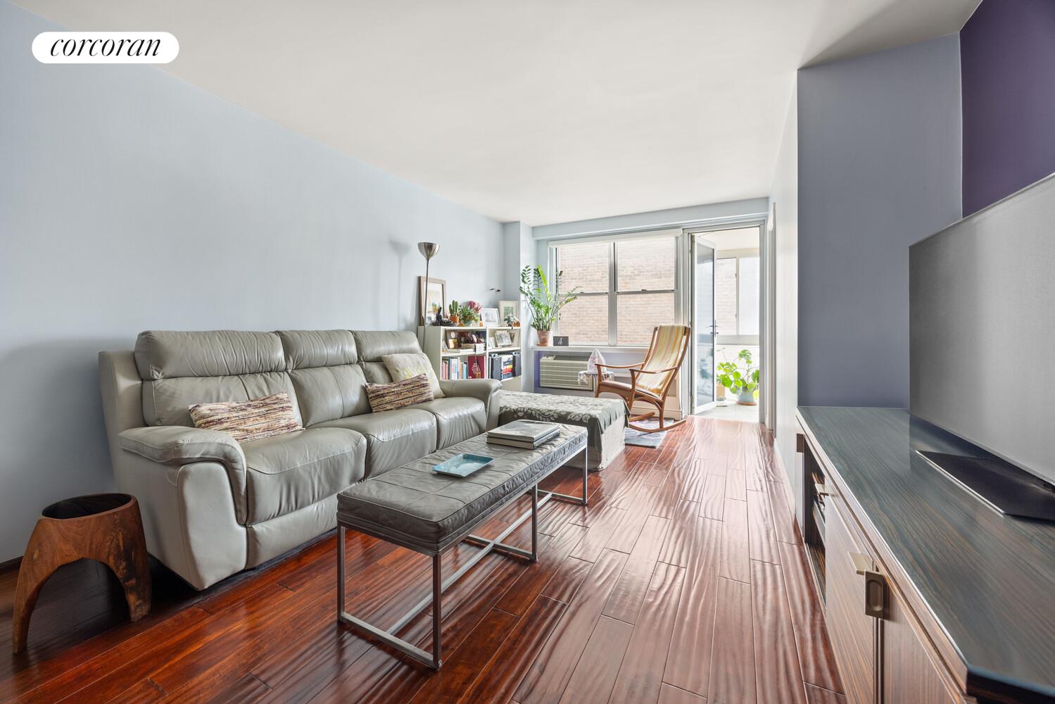 #10 photo, 303 W 66TH Street, マンハッタン Lincoln Square , NY 10069