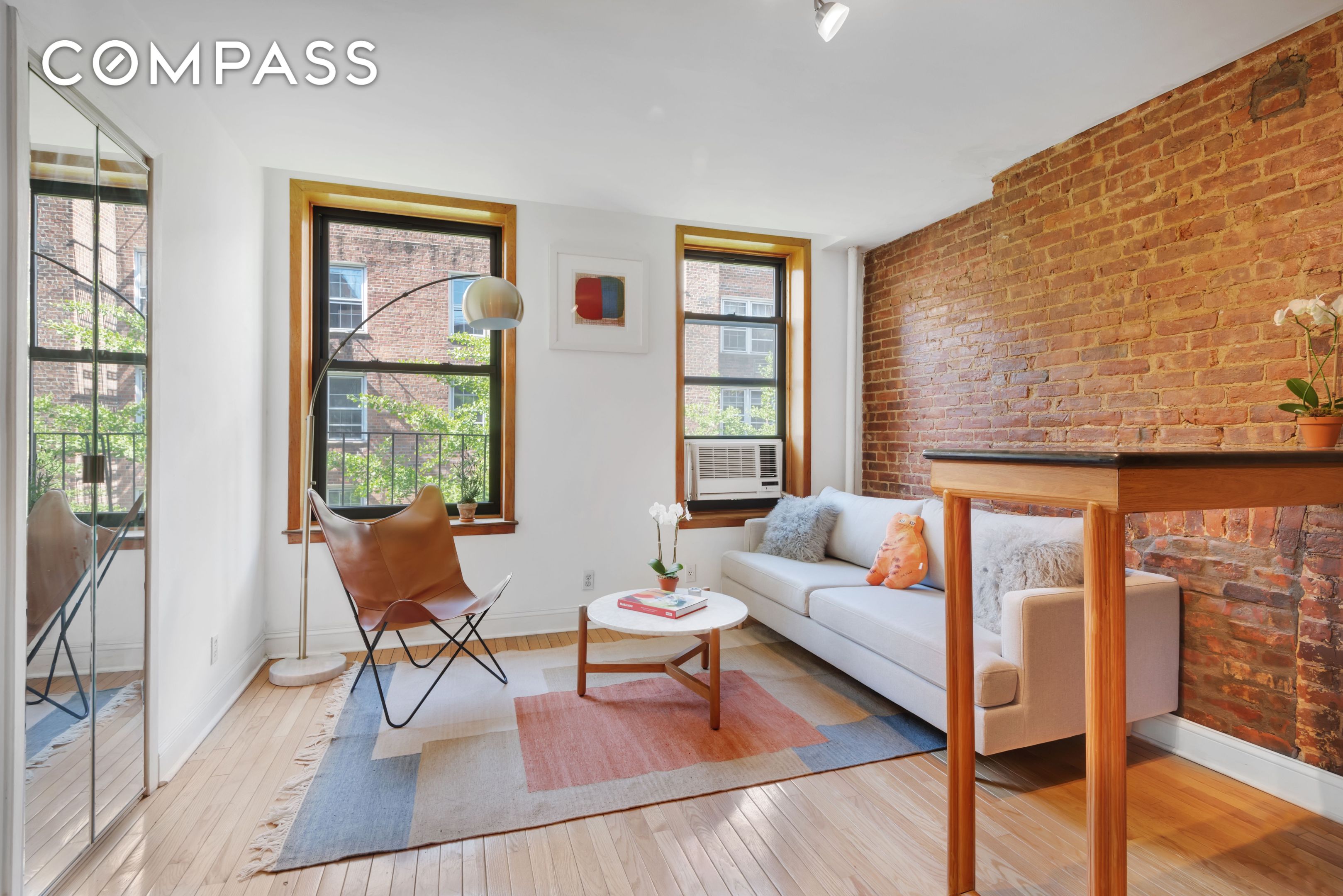 #3 photo, 220 E 82nd Street, マンハッタン Upper East Side , NY 10028