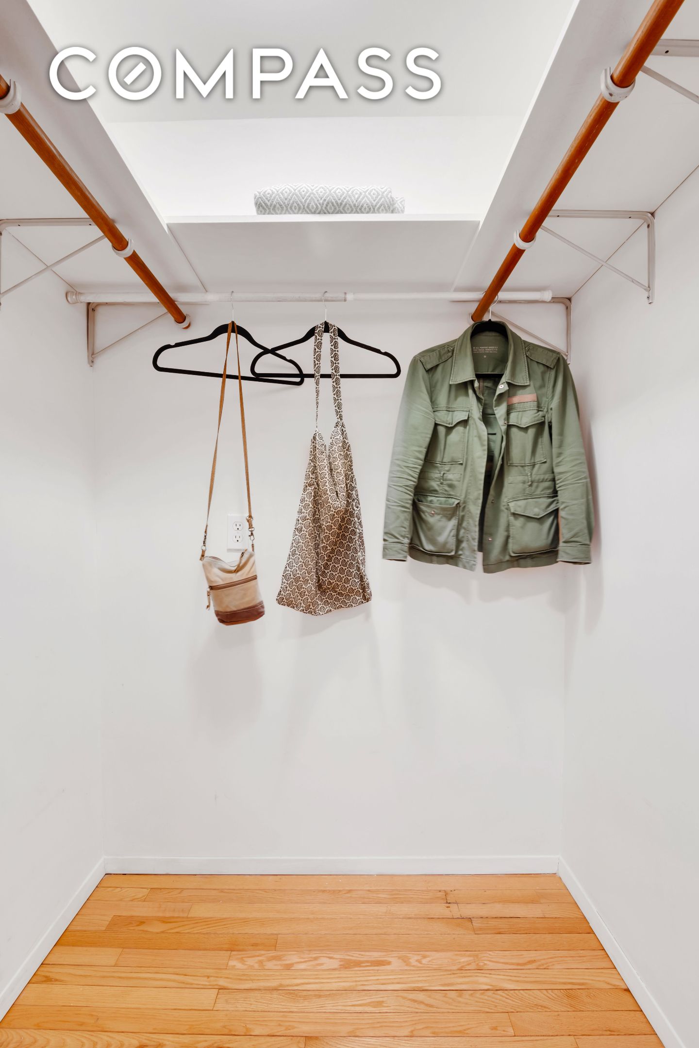 #9 photo, 220 E 82nd Street, マンハッタン Upper East Side , NY 10028