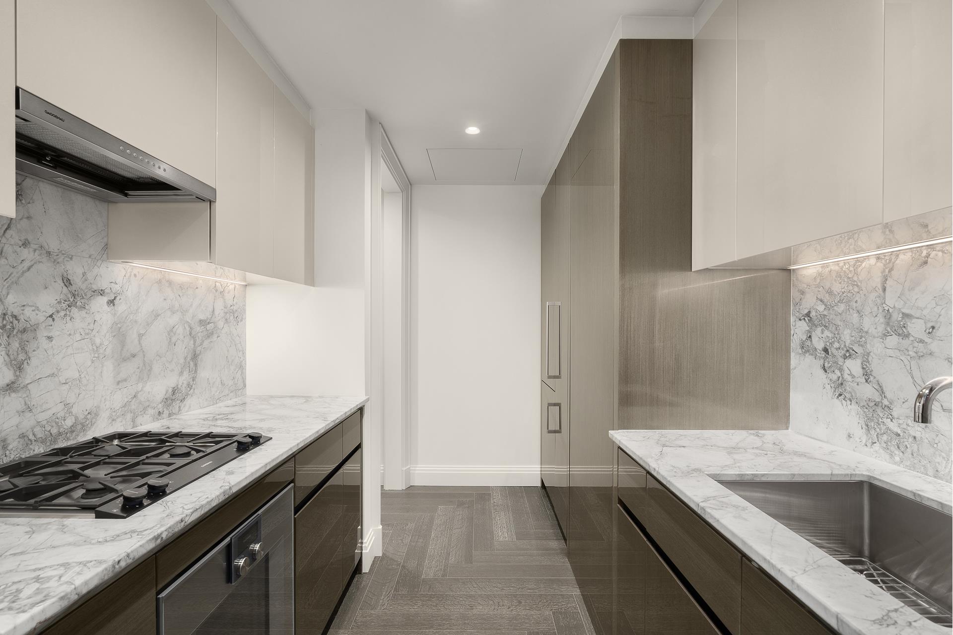 #4 photo, New York City, Midtown East , NY 10022