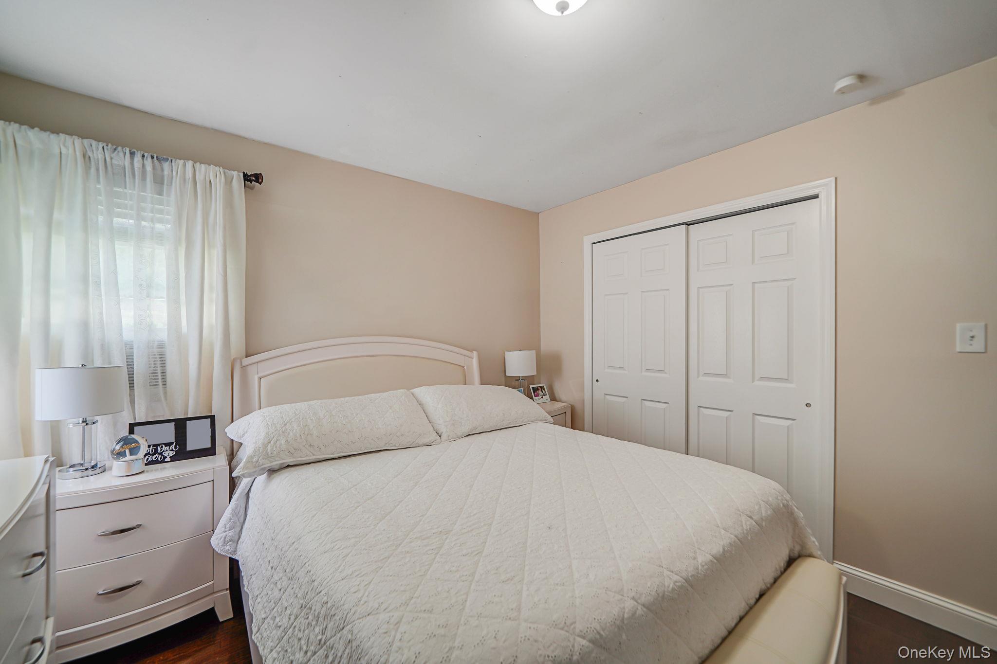 #11 photo, 83 Chapel Hill Drive, 東長島 Brentwood , NY 11717