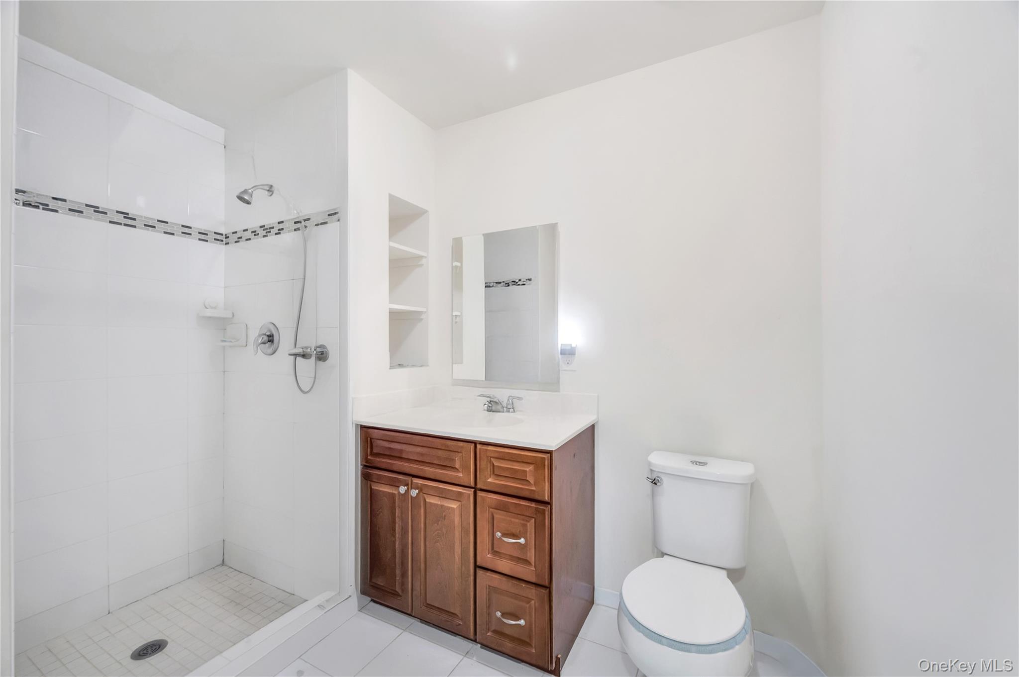 #18 photo, 132 Weatherby Lane, サフォーク郡 Central Islip , NY 11722