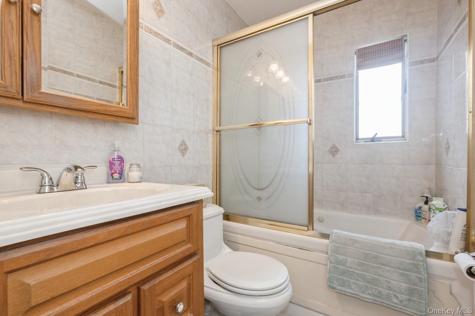 #13 photo, 862 Peninsula Boulevard, ナッソー郡 Woodmere , NY 11598