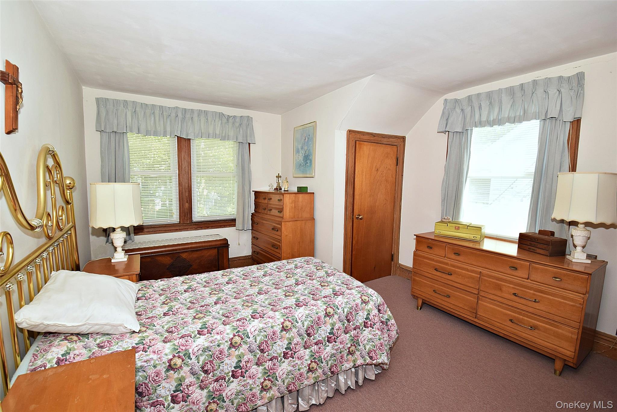 #18 photo, 57 Nieman Avenue, Lynbrook , NY 11563