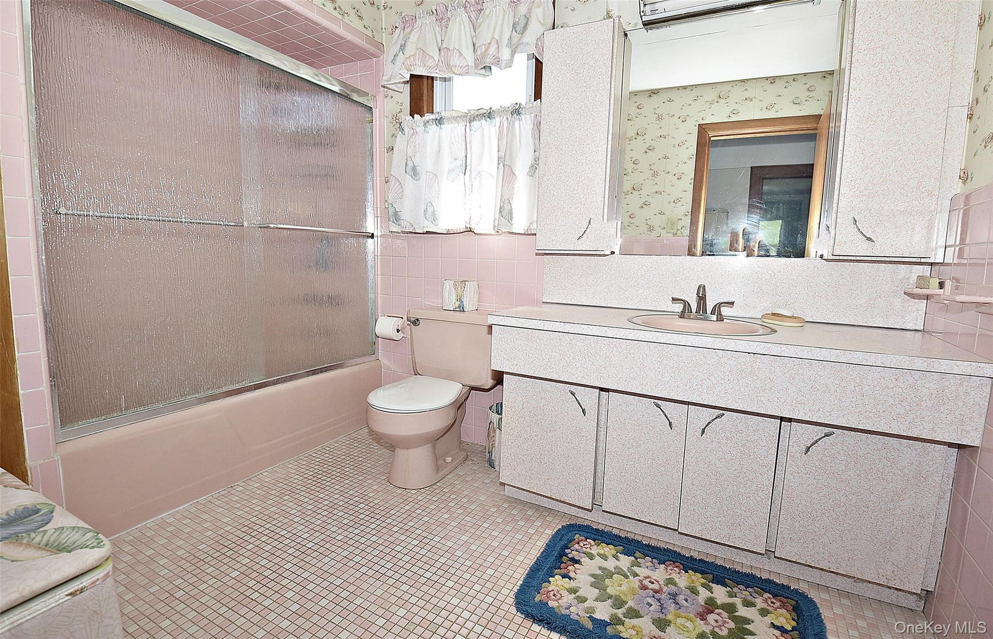 #19 photo, 57 Nieman Avenue, Lynbrook , NY 11563