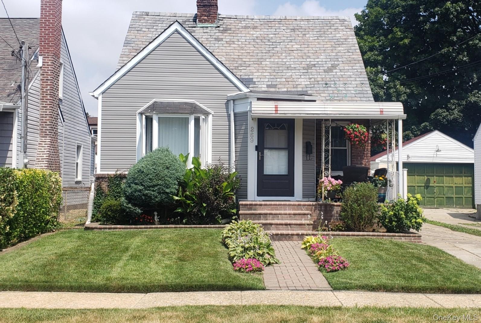 #1 photo, 269 Windsor Parkway, 長島 Hempstead , NY 11550