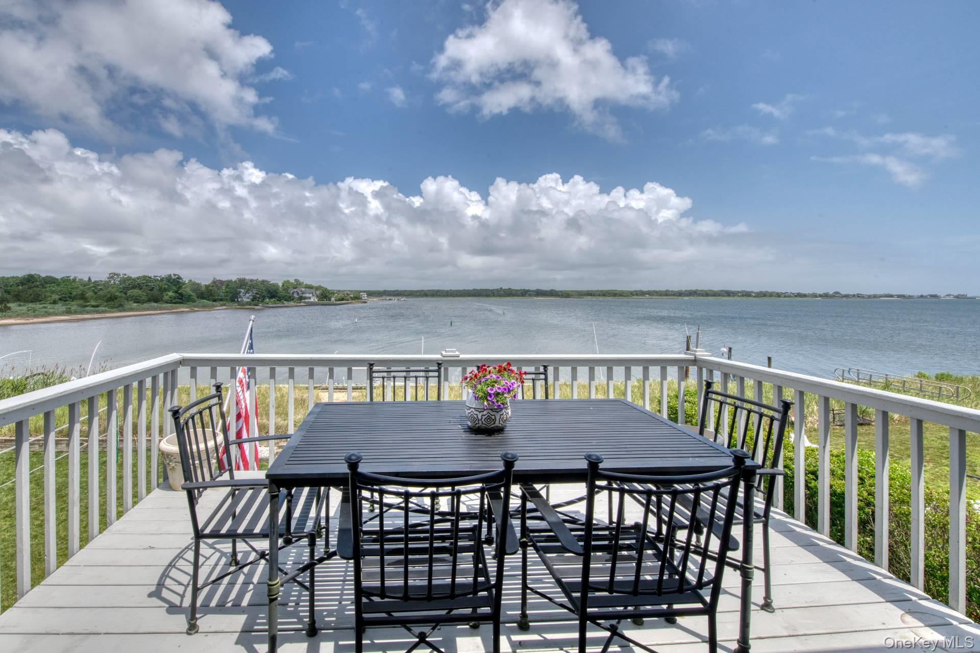 #4 photo, 2 Bayside Avenue, サフォーク郡 East Quogue , NY 11942