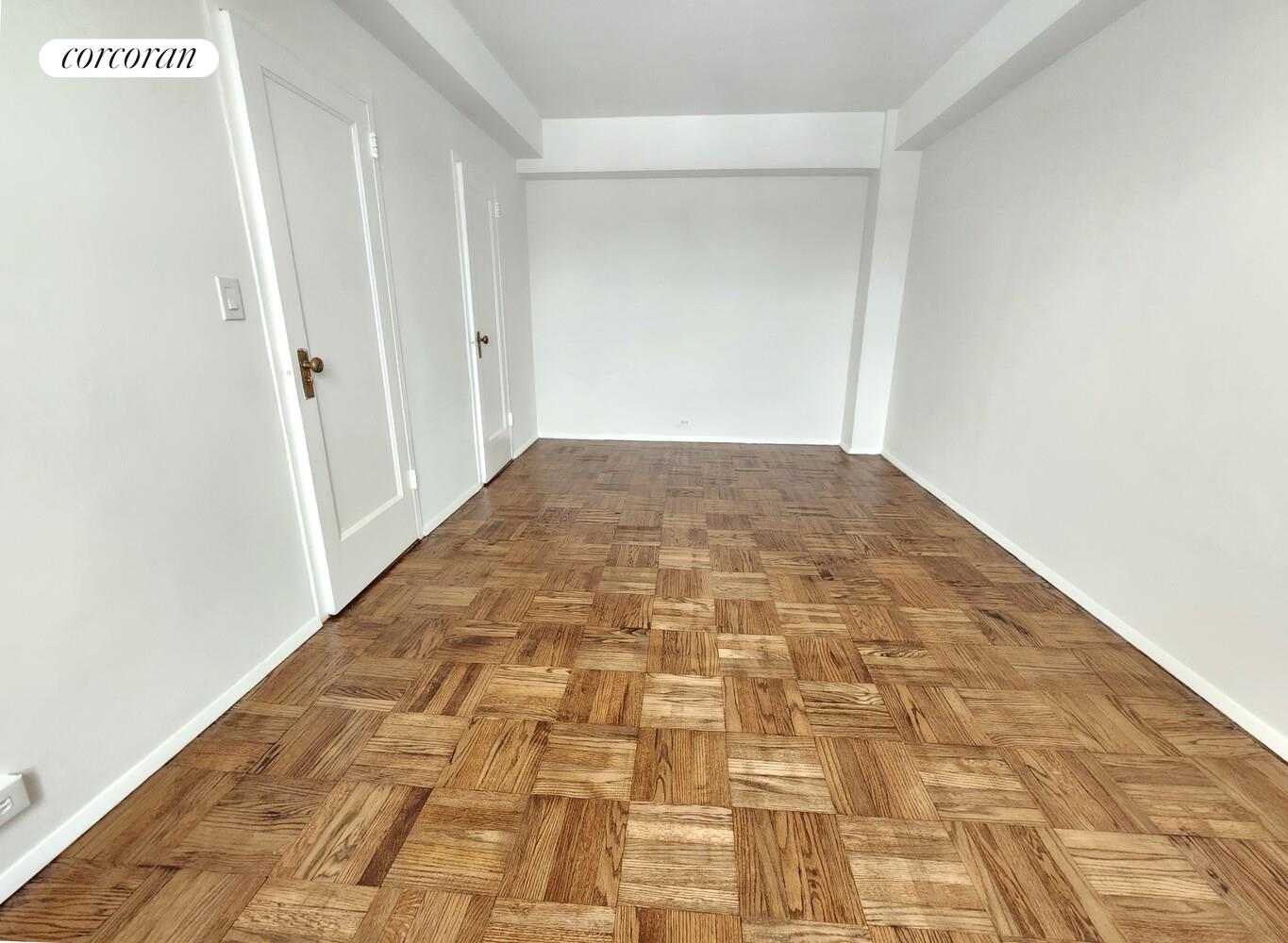 #11 photo, 1949 MCGRAW Avenue, Parkchester , NY 10462