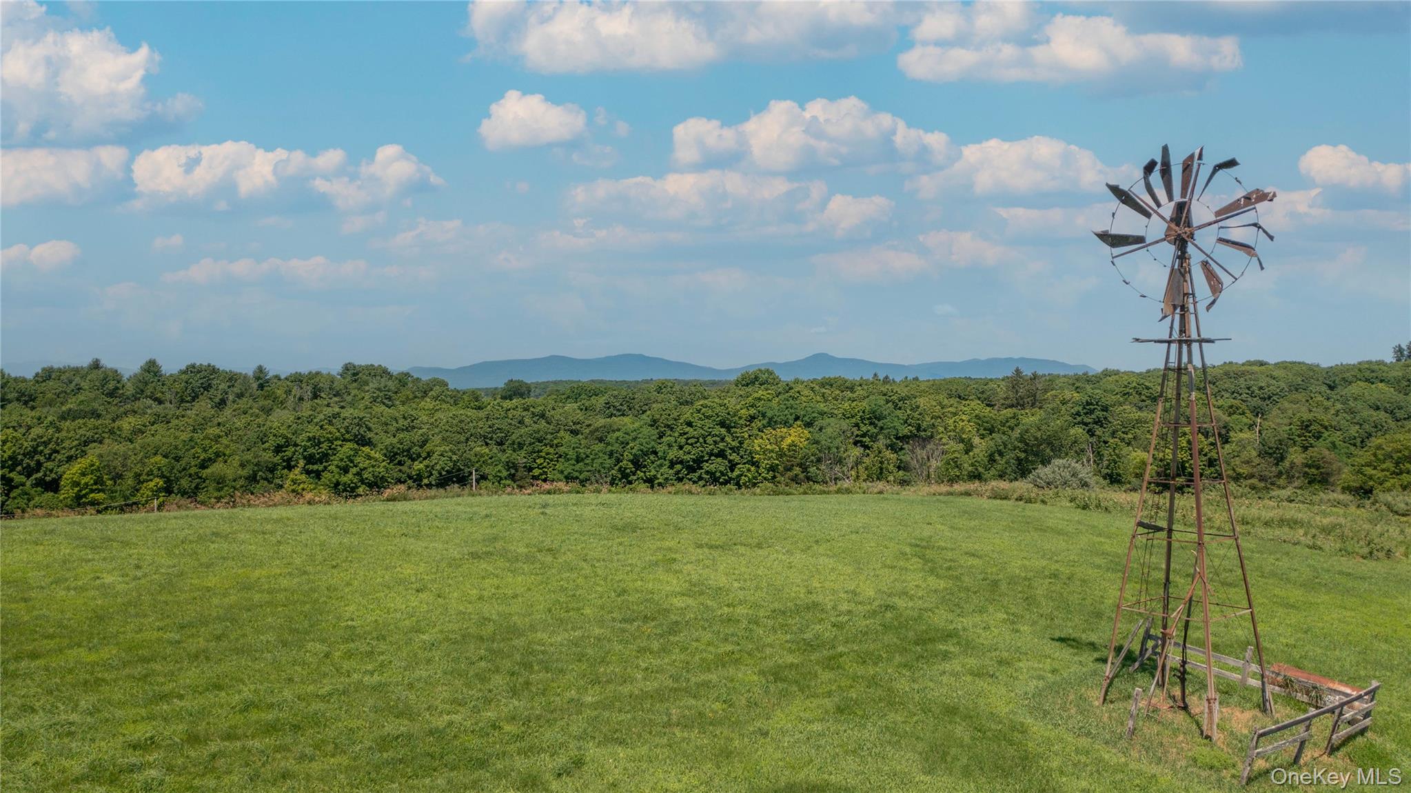 #20 photo, 151 Rowe Road, Red Hook , NY 12571