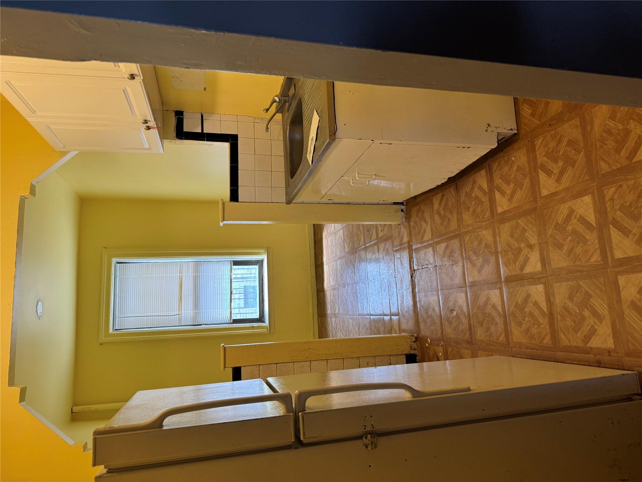 #1 photo, 2922 Barnes Ave, 布朗士 Bronx , NY 10467