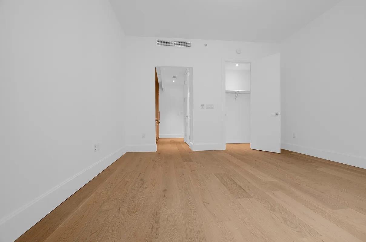 #6 photo, 2218 Jackson Avenue, クイーンズ区 Long Island City , NY 11101