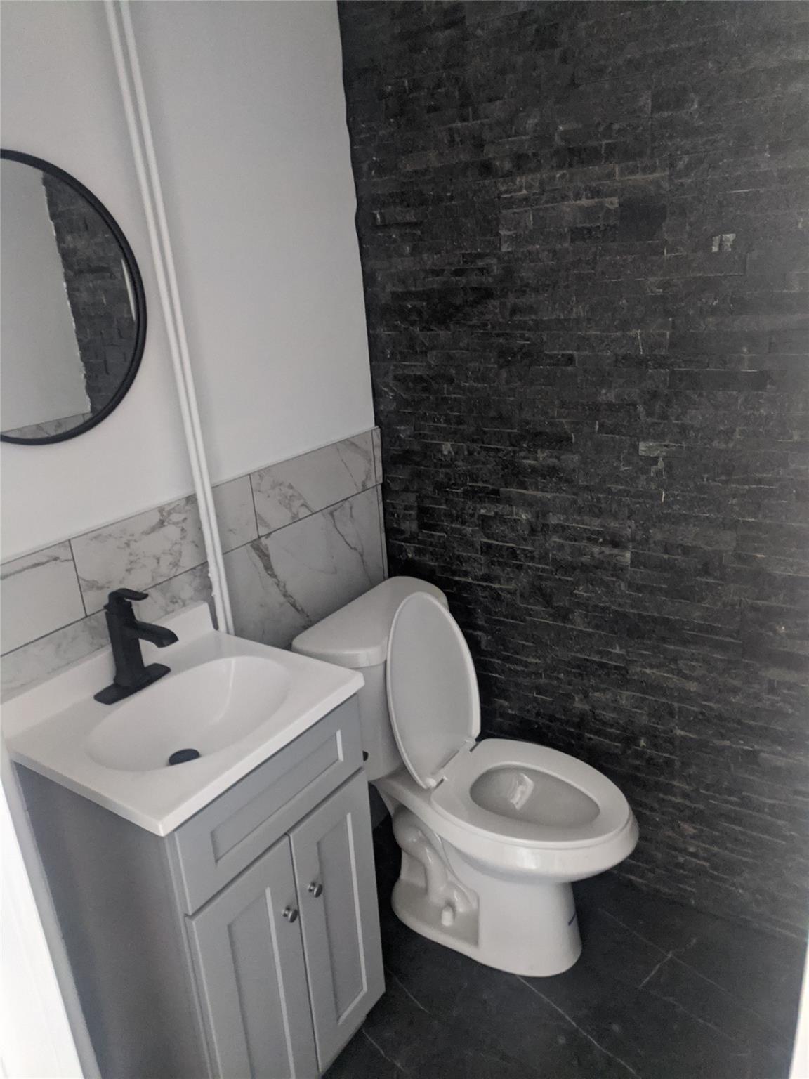 #5 photo, 113-69 Springfield Boulevard, クイーンズ区 Queens Village , NY 11429