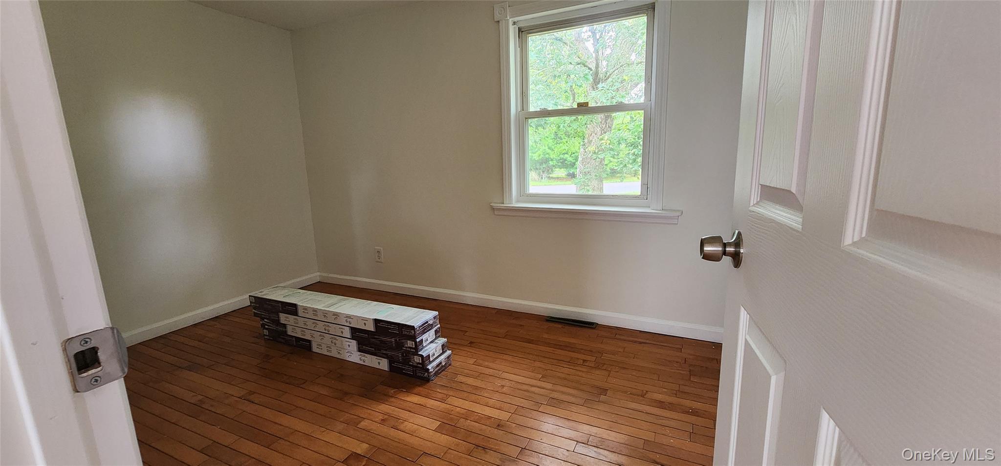 #10 photo, 344 Elm Road, Mastic Beach , NY 11951