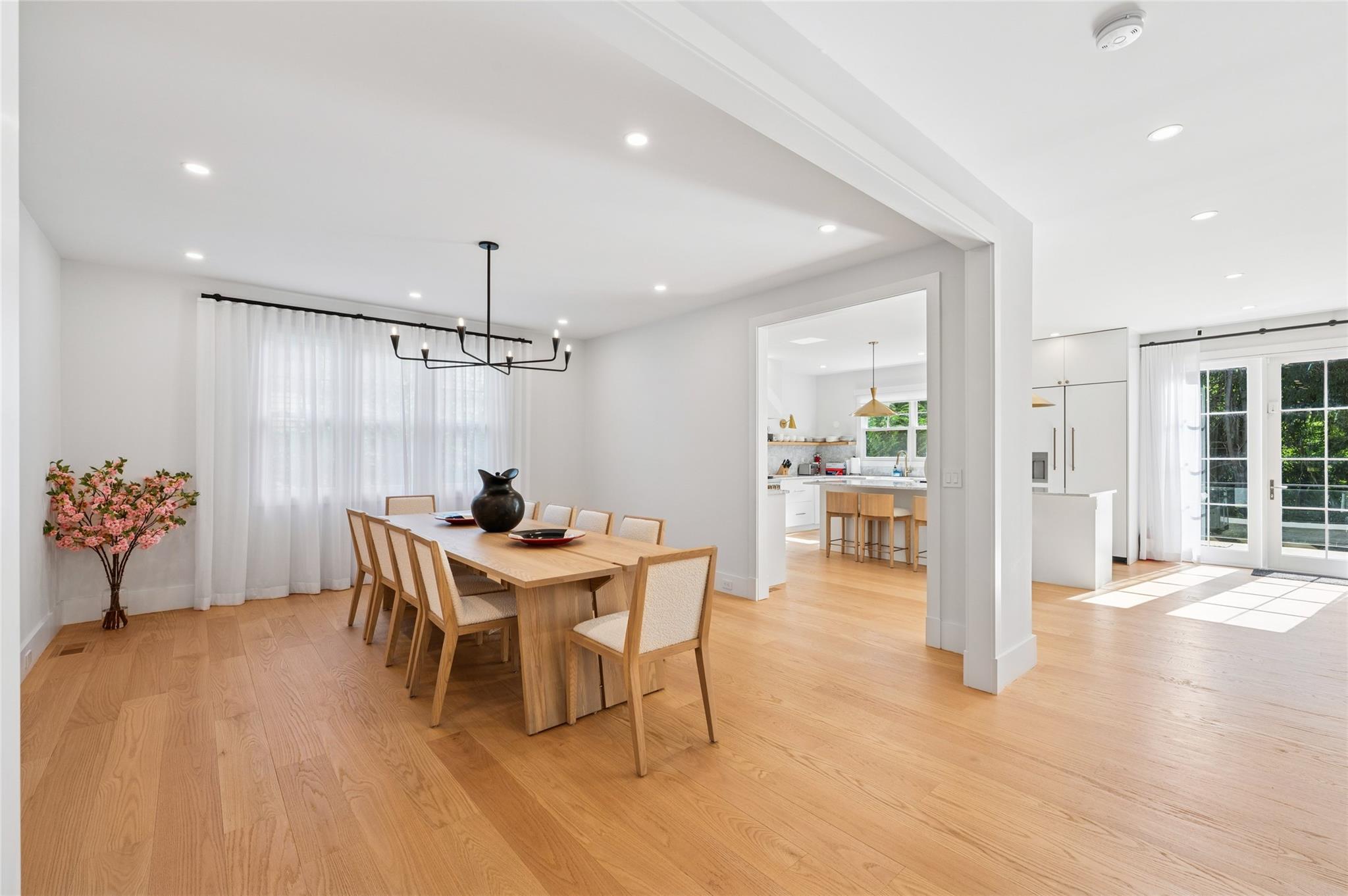 #10 photo, 5 Kings Lane, Southampton , NY 11968