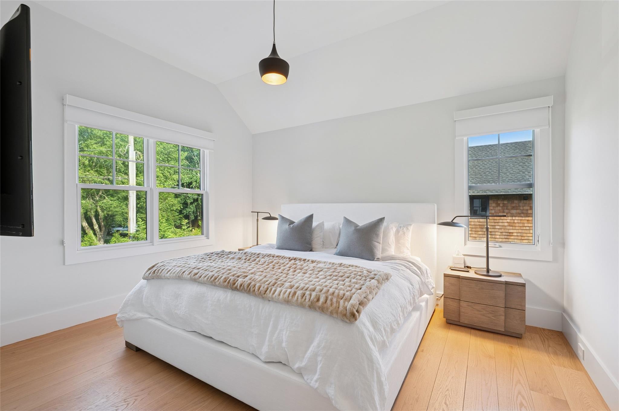 #19 photo, 5 Kings Lane, Southampton , NY 11968