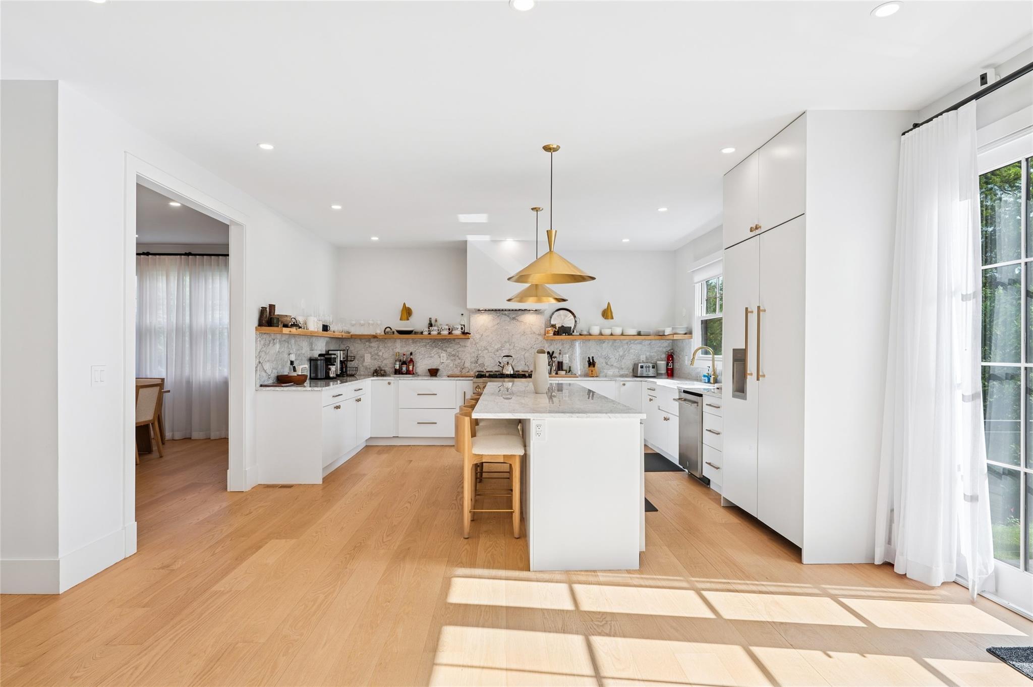 #7 photo, 5 Kings Lane, Southampton , NY 11968