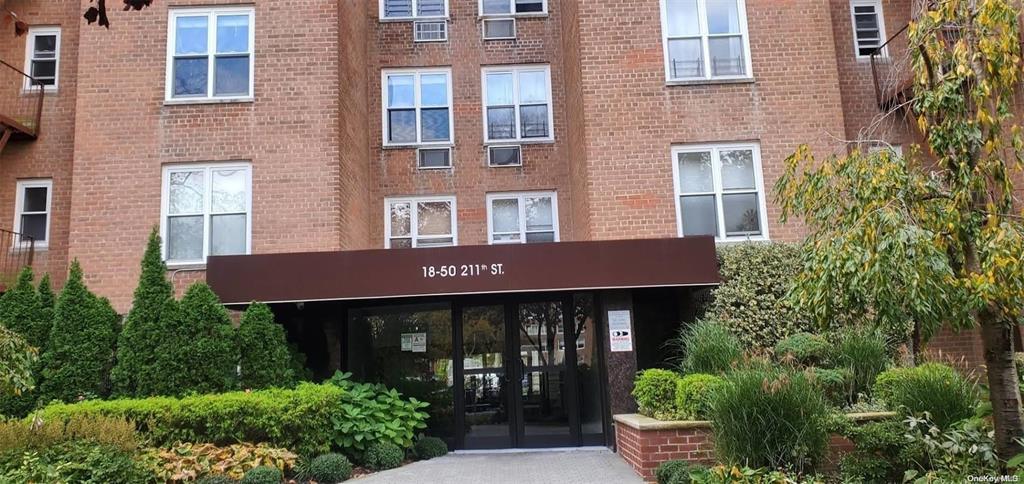 #1 photo, 18-50 211 Street, 皇后區 貝塞 Bayside , NY 11360