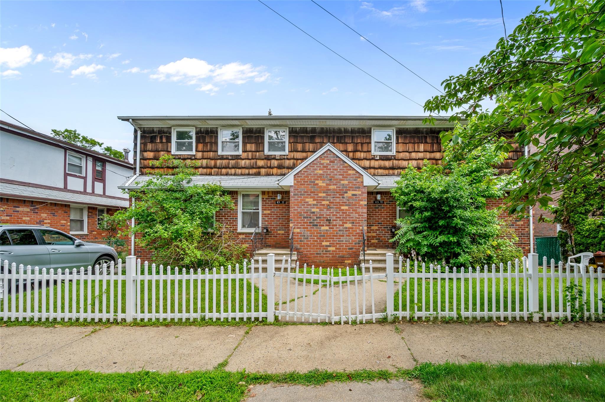 #1 photo, 43-11 220th Pl, 皇后區 貝塞 Bayside , NY 11361