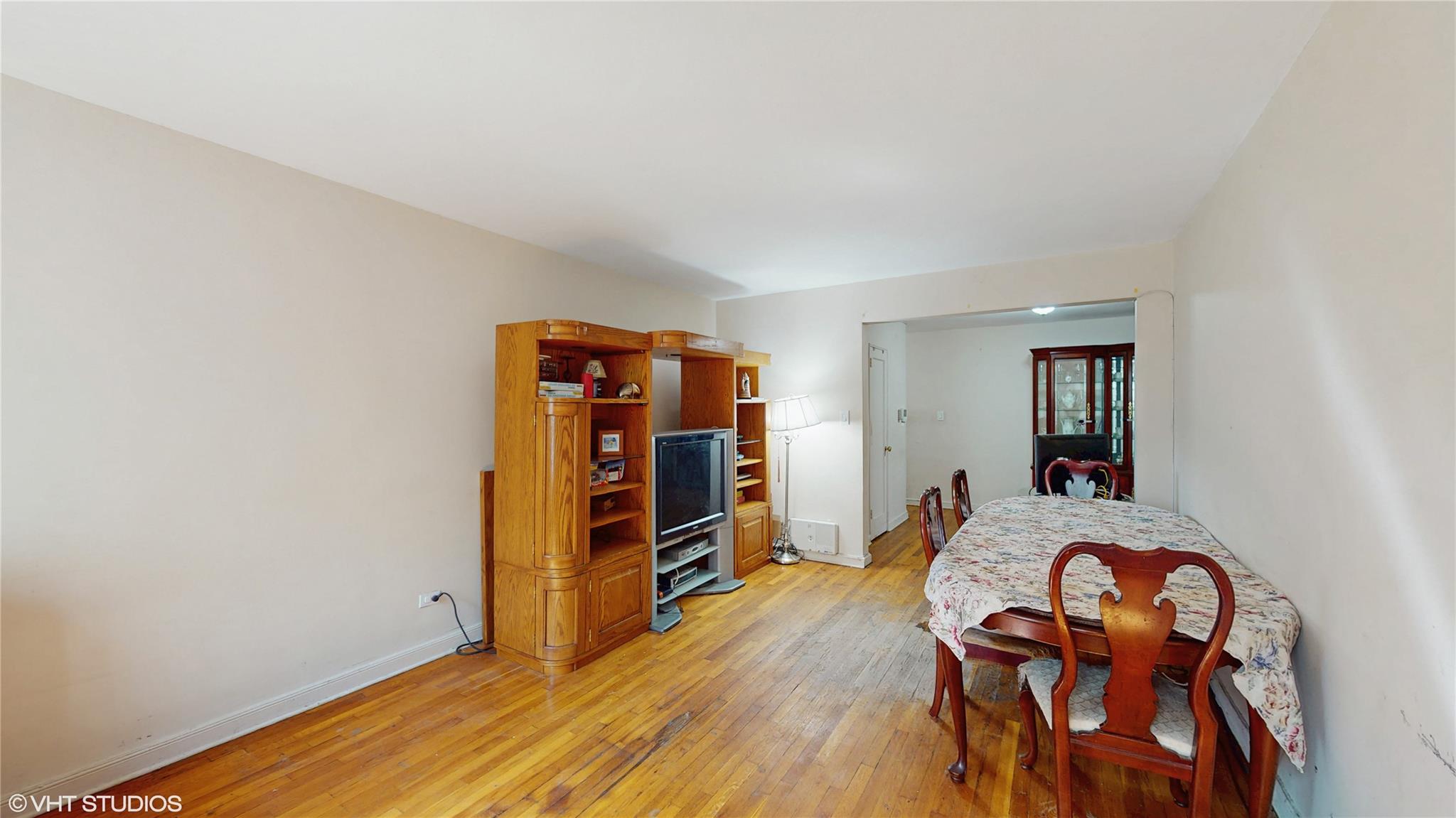 #3 photo, 2190 Brigham Street, ブルックリン区 Brooklyn , NY 11229