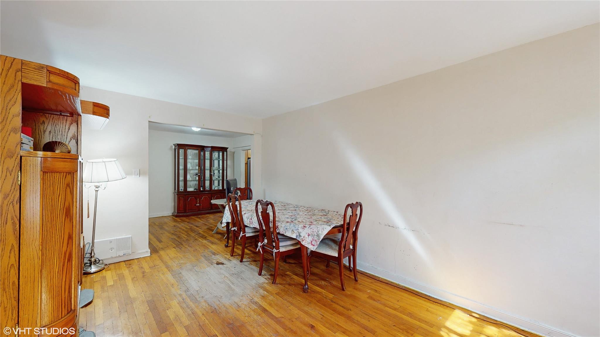 #4 photo, 2190 Brigham Street, ブルックリン区 Brooklyn , NY 11229