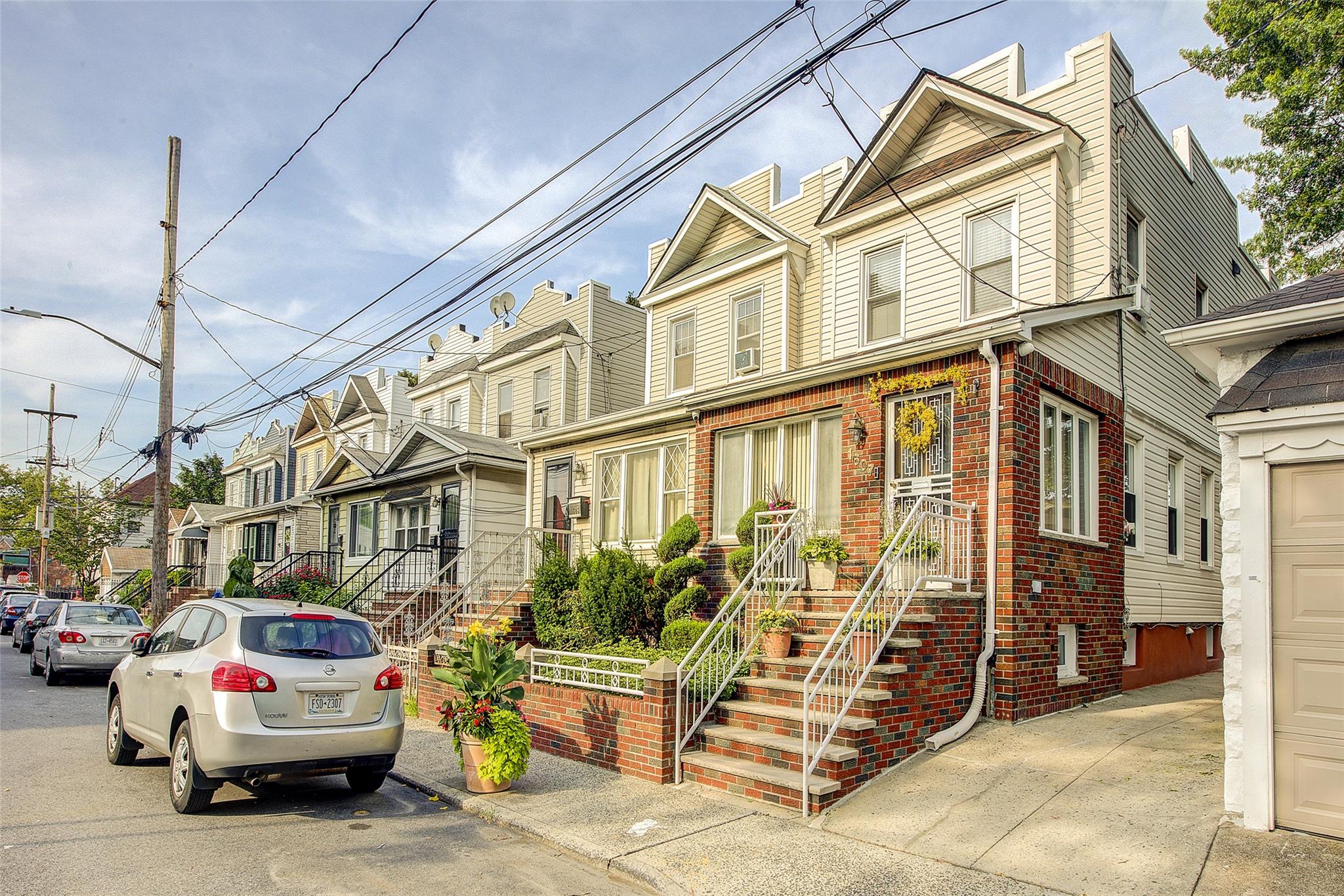 #1 photo, 1607 E 43rd Street, 布鲁克林 Brooklyn , NY 11234