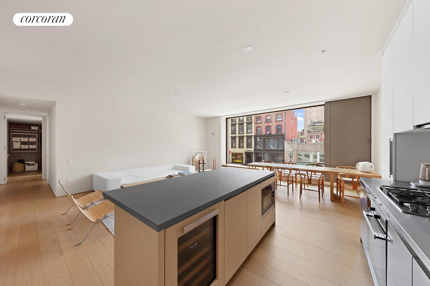 #4 photo, 251 W 14TH Street, マンハッタン Chelsea , NY 10011